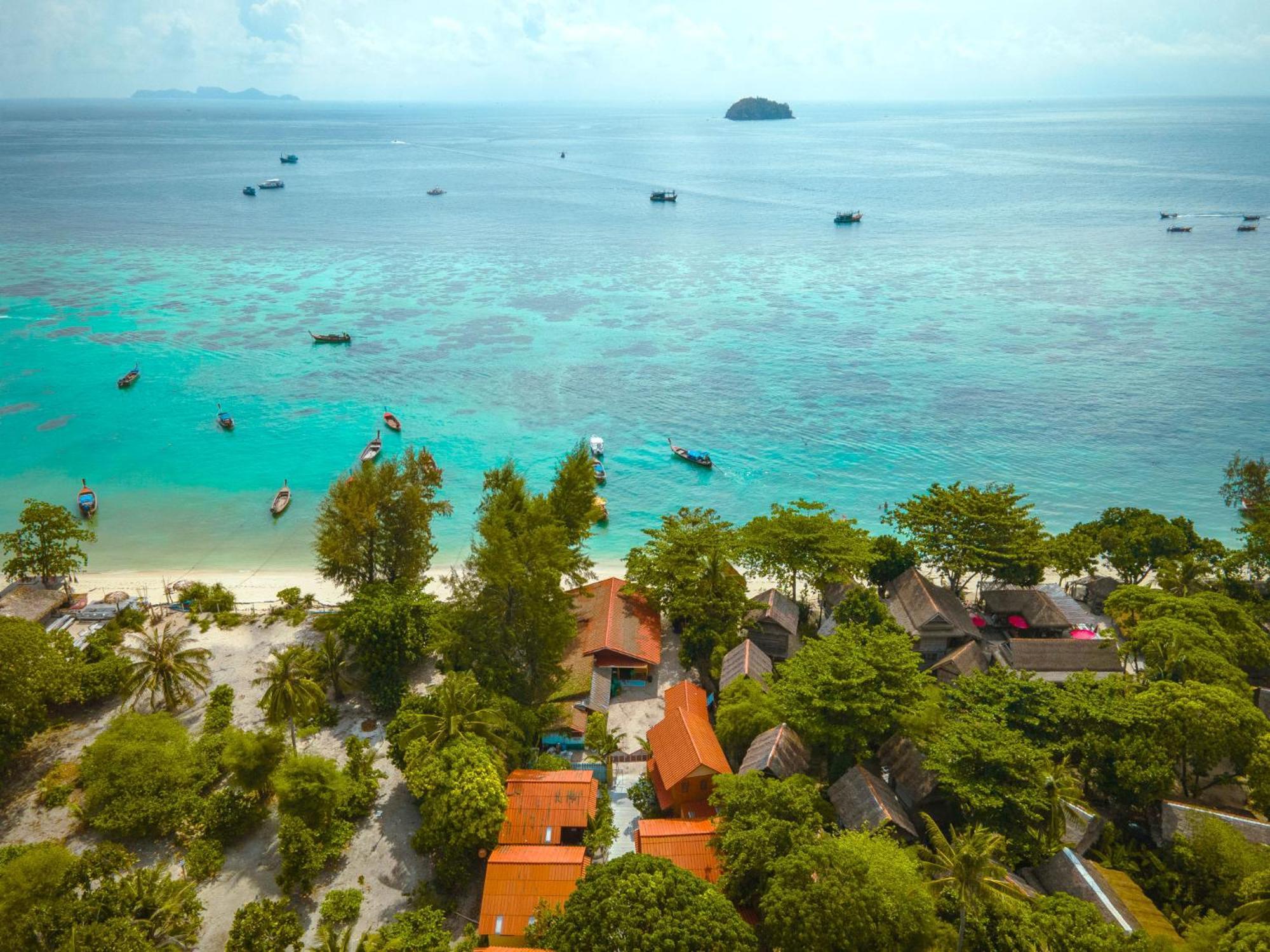 Coco Beach Bungalows Koh Lipe Exterior photo