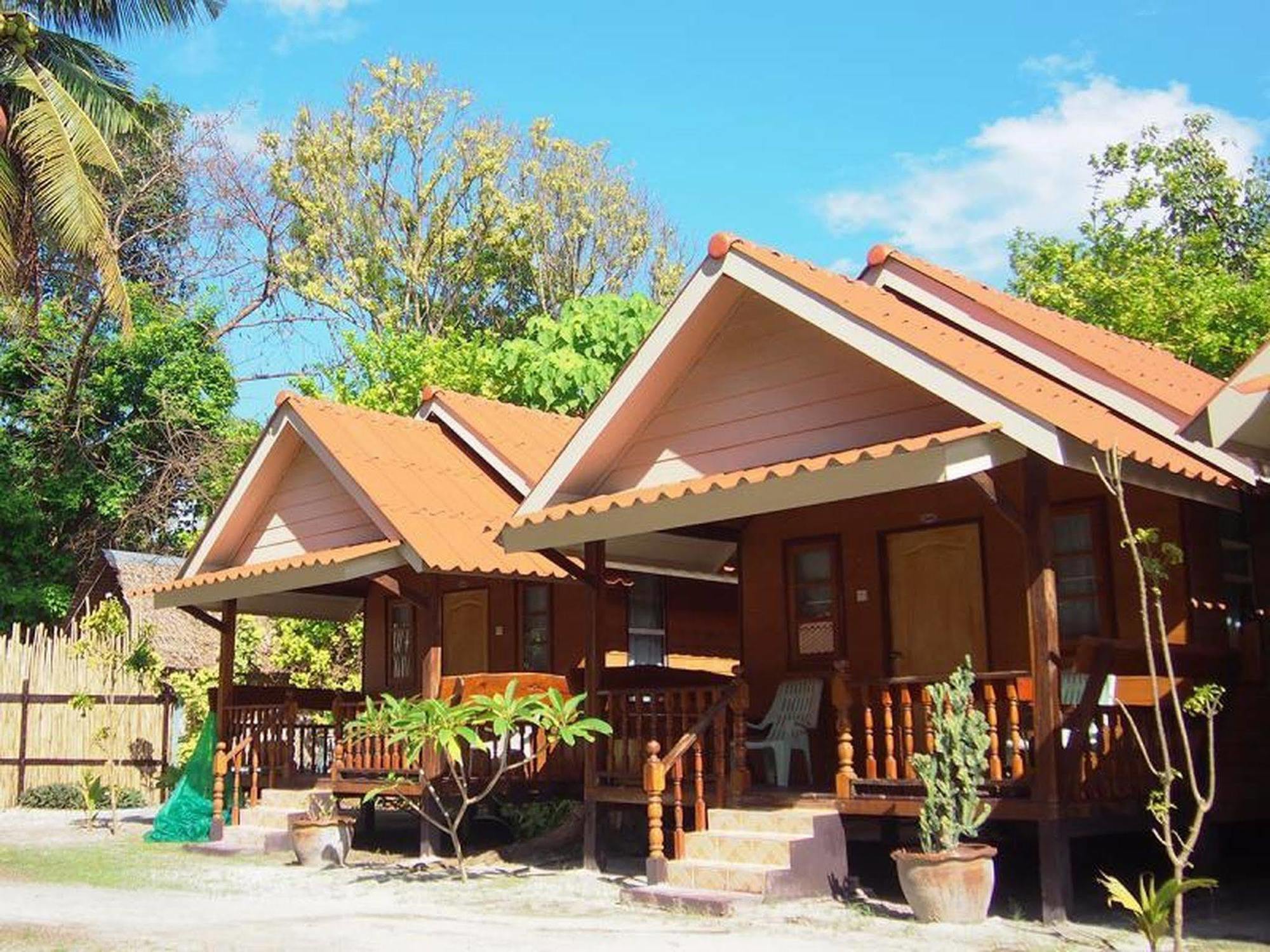 Coco Beach Bungalows Koh Lipe Exterior photo