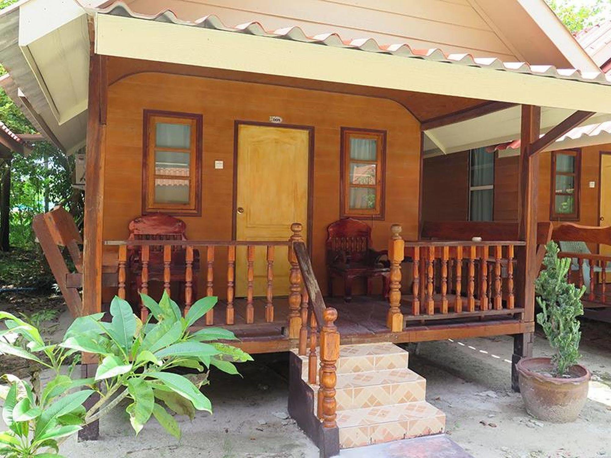 Coco Beach Bungalows Koh Lipe Exterior photo