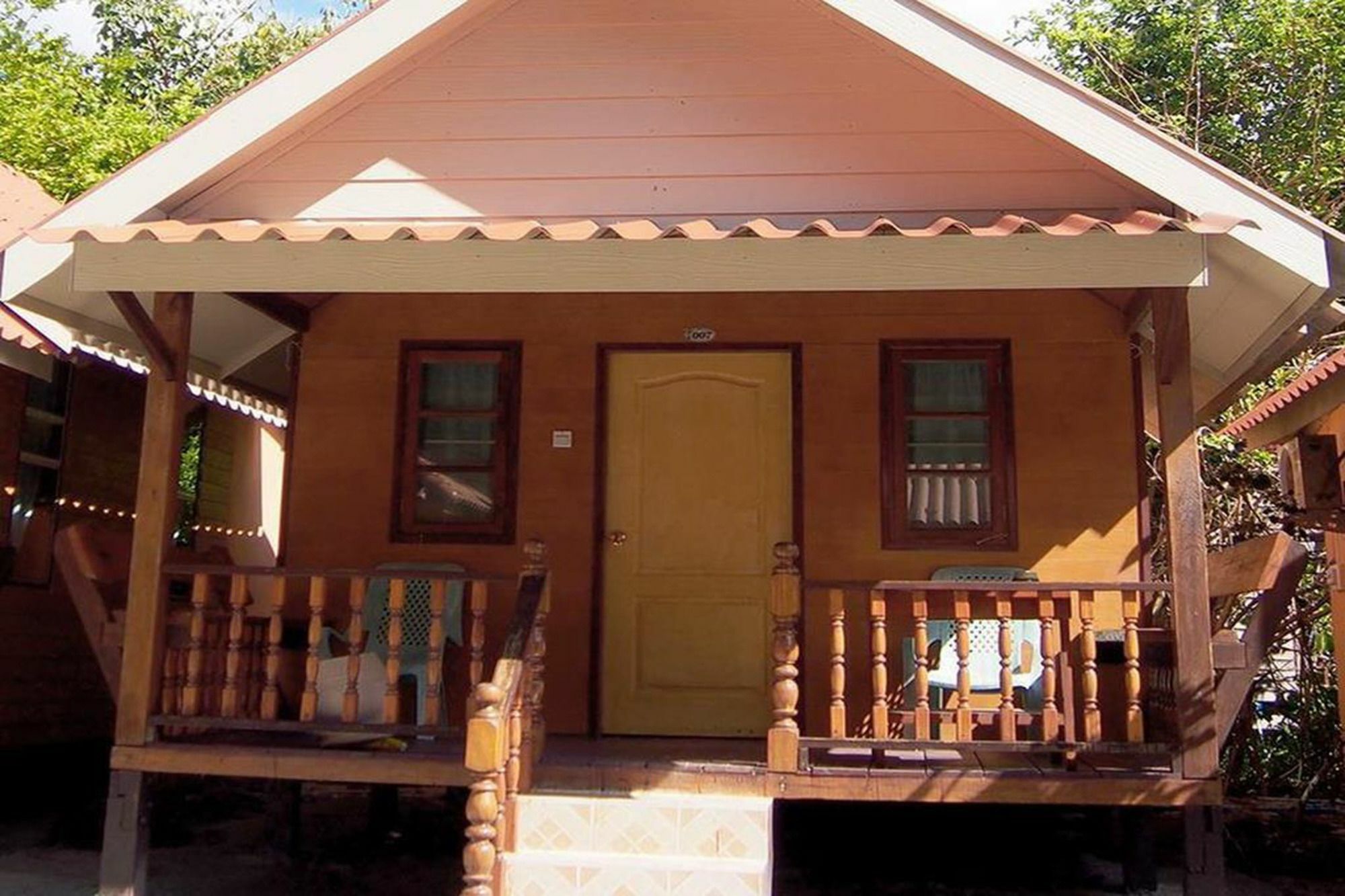 Coco Beach Bungalows Koh Lipe Exterior photo