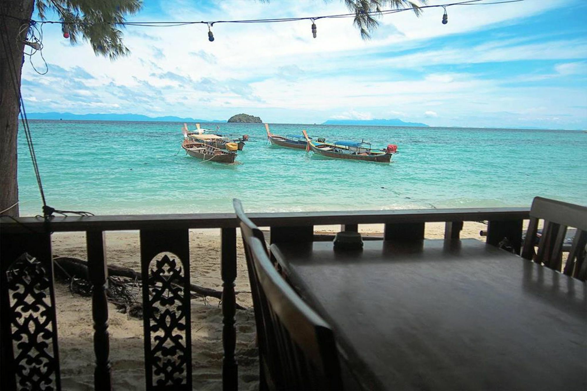 Coco Beach Bungalows Koh Lipe Exterior photo