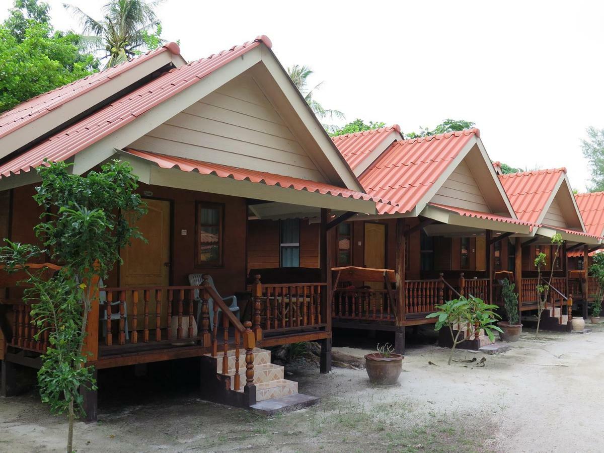 Coco Beach Bungalows Koh Lipe Exterior photo